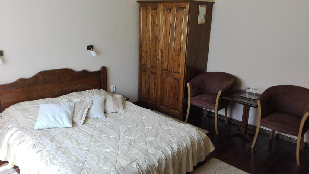 Rîşnov Pension Casa Contelui מראה חיצוני תמונה