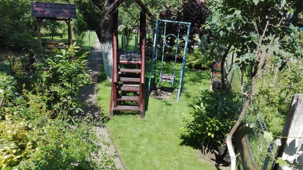 Rîşnov Pension Casa Contelui מראה חיצוני תמונה
